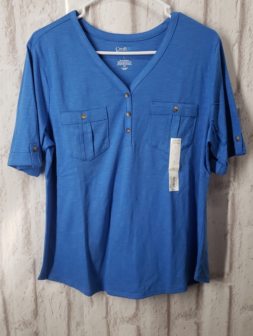 Croft & Barrow Women’s Royal Blue Short-Sleeve Henley with Pockets Large